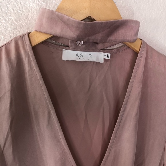 ASTR The Label Pink Wrap Blouse - Picture 4 of 8